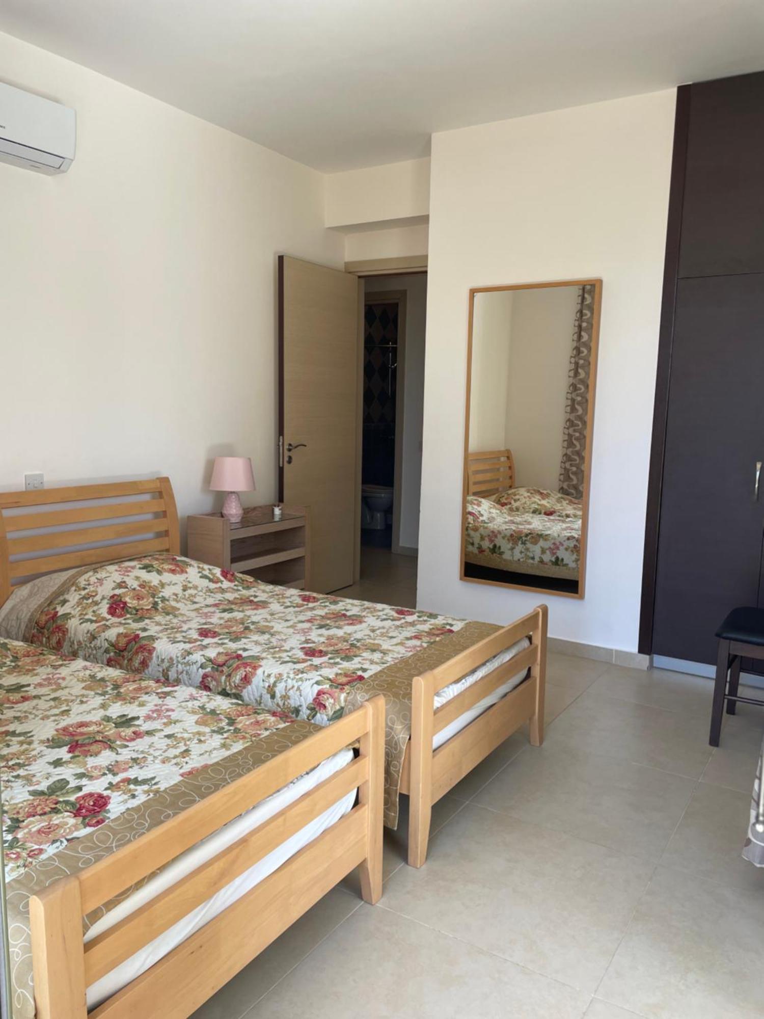 Danaos Pool View Apartment Paphos ภายนอก รูปภาพ